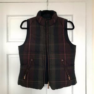 Ralph Lauren Reversible navy blue plaid puffy vest, pockets & leather details